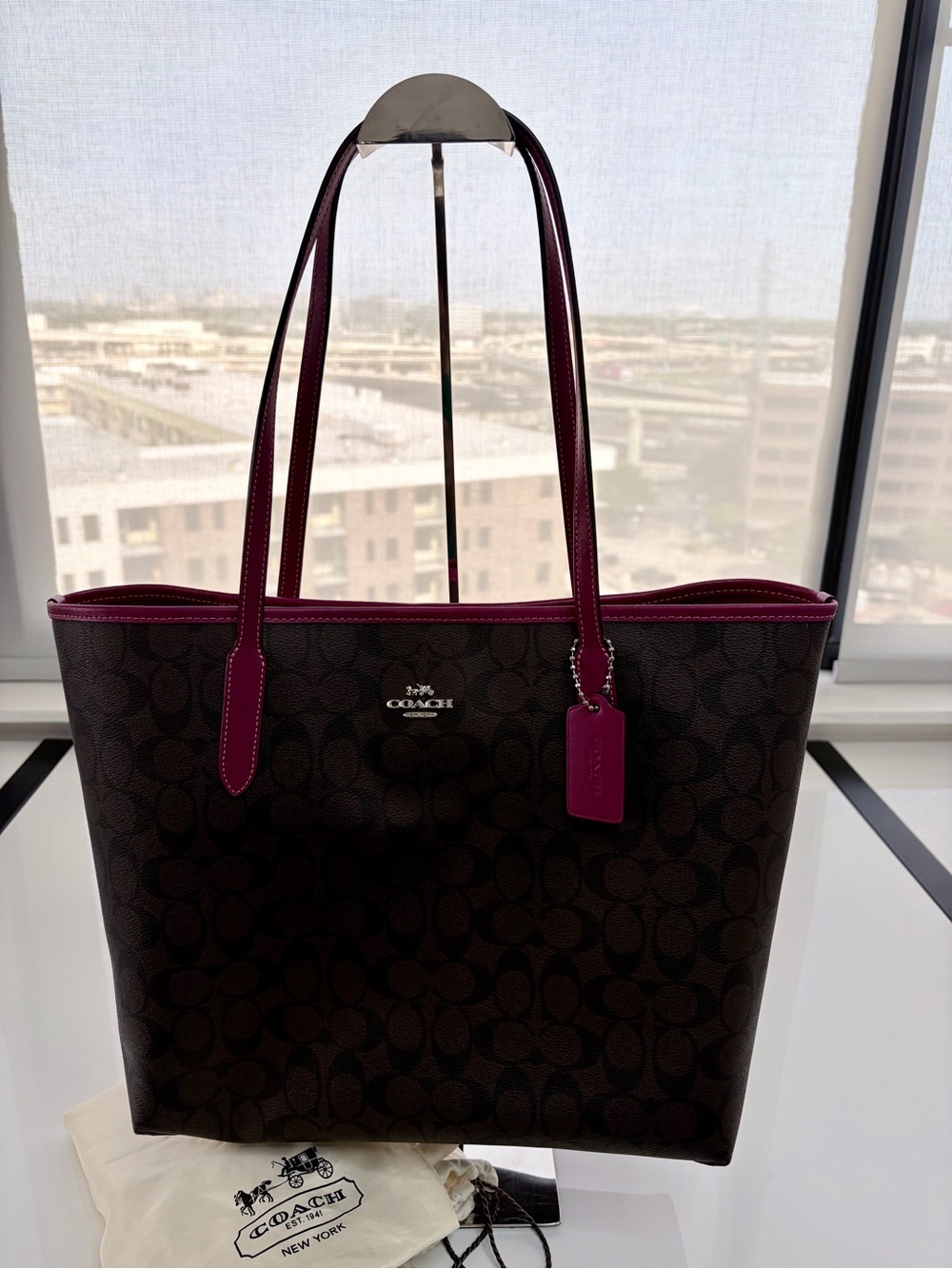 COACH City Tote Signature Canvas with Violet Pink Trim